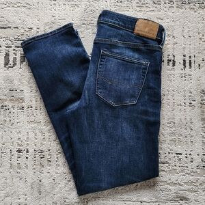 American Eagle Athletic Straight Jeans